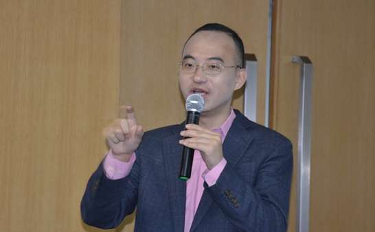 易贸化工董事长兼总裁张瑜为大家分享了自己对B2B的理解